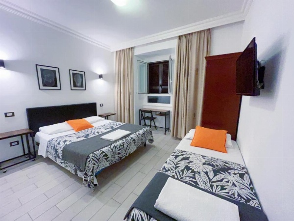 Overseas Guest House image 10